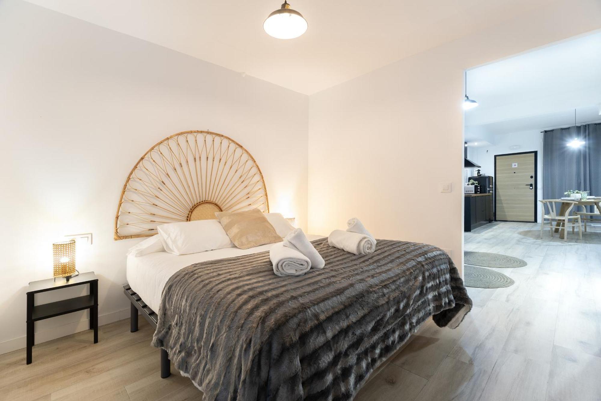 Apartment Ln4 - Loft Espacioso Y Acogedor Estudio Cerca Del Metro Zona Ayora *